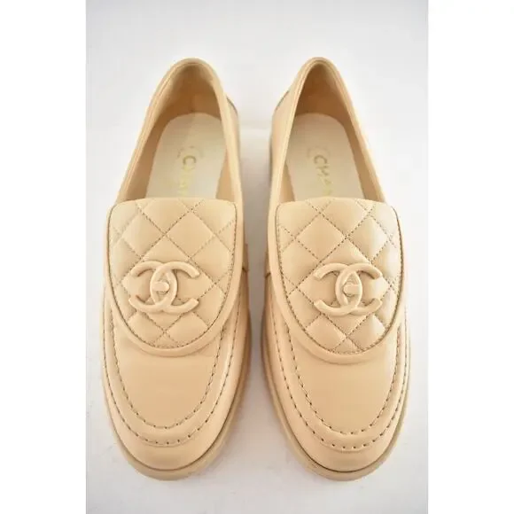 Chanel 24C Beige Leather Quilted Flap Turnlock CC Logo Moccasin Flat Loafer 38.5 - Picture 9 of 16